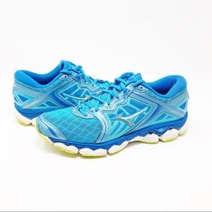 MIZUNO WOMEN'S WAVE SKY  Size 10.5